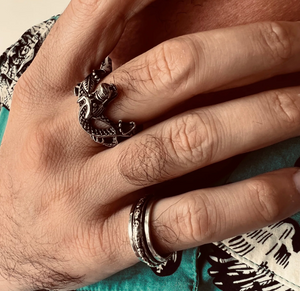 
                  
                    Load image into Gallery viewer, Mystic Dragon Ring Size 13
                  
                