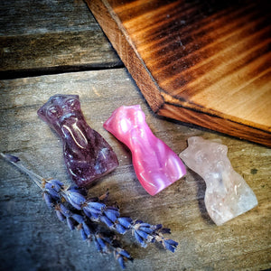 
                  
                    Load image into Gallery viewer, Figure Crystal - Sold Individually
                  
                