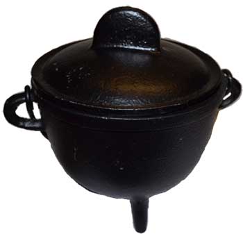 Cast Iron Cauldron and Lid 4.5