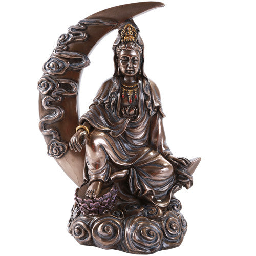 Kuan Yin and the Moon