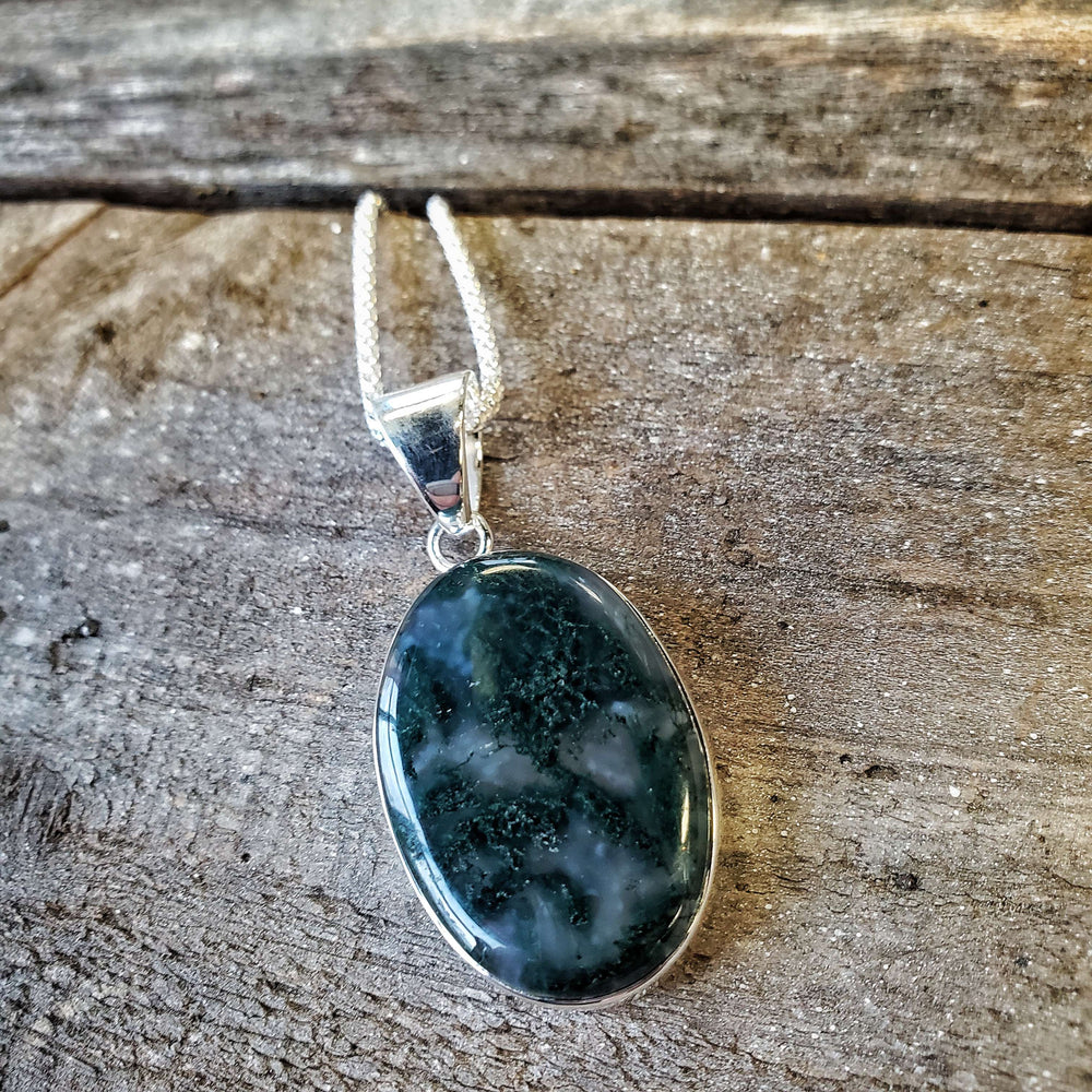 
                  
                    Load image into Gallery viewer, Moss Agate Necklace
                  
                